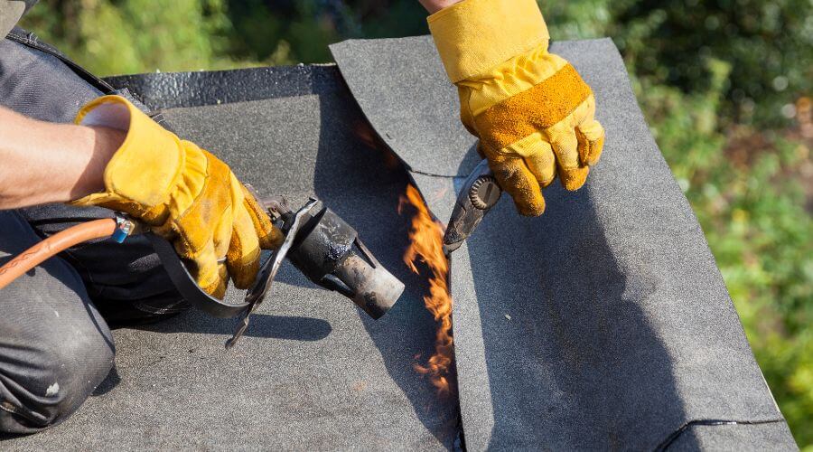 Professional gutter cleaning in Yerington, NV